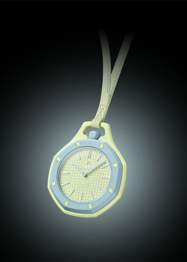 尖沙咀現排隊黨！長者提早3日紙皮通宵霸位搶Swatch×AP懷錶 附定價/門市