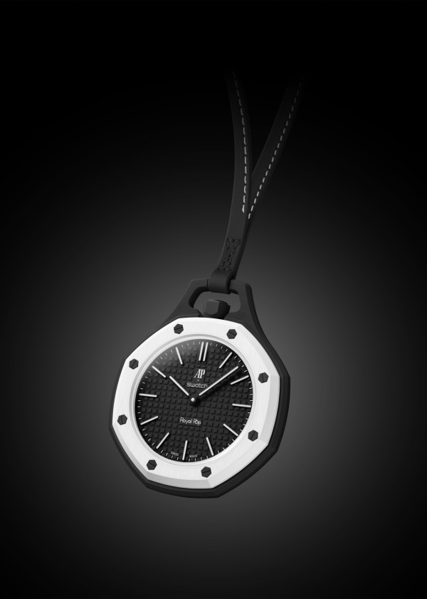 尖沙咀現排隊黨！長者提早3日紙皮通宵霸位搶Swatch×AP懷錶 附定價/門市