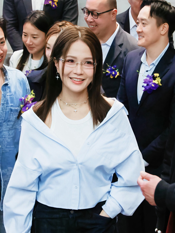 梁敏巧感情狀態「開放中」被轟收兵！律師Matt落閘認無拍拖！拖足9個月最終朋友止步