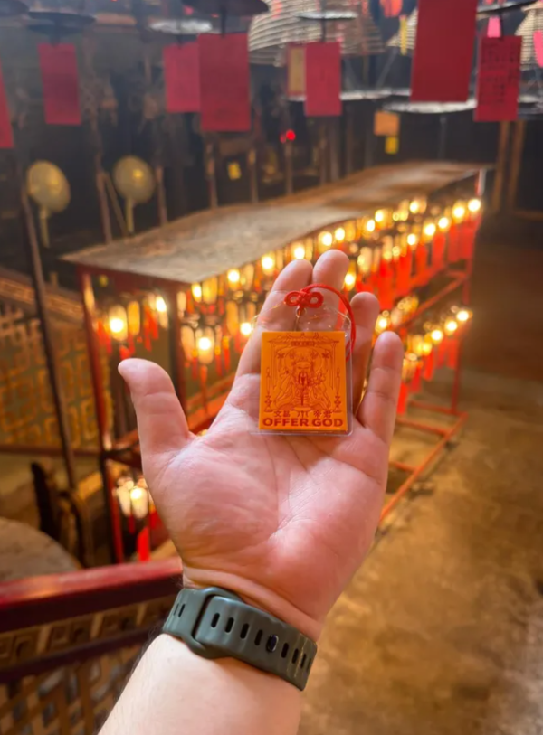 拜文武廟求職爆紅！Offer God卡兩度秒殺 廟方親授3大靈驗秘訣