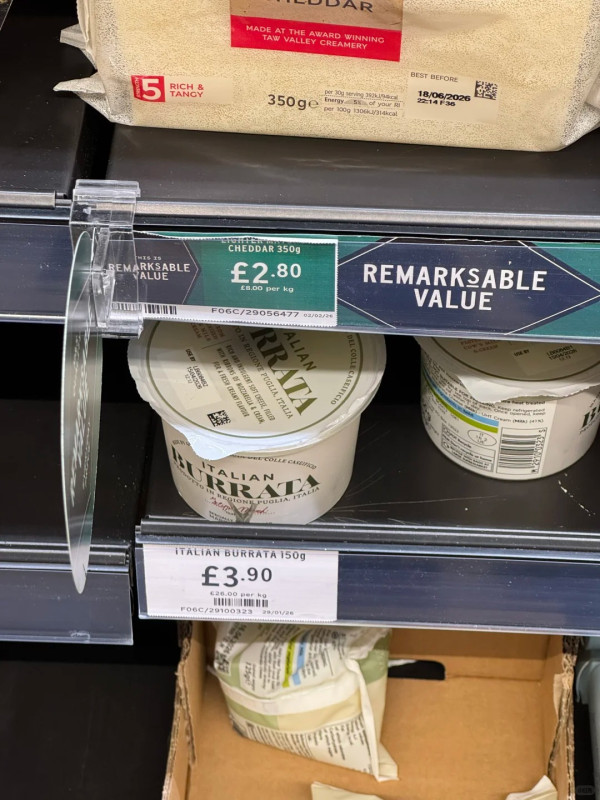 香港馬莎特別貴?網民對比倫敦M&S價格:同款食品貴3倍 附9大必買零食