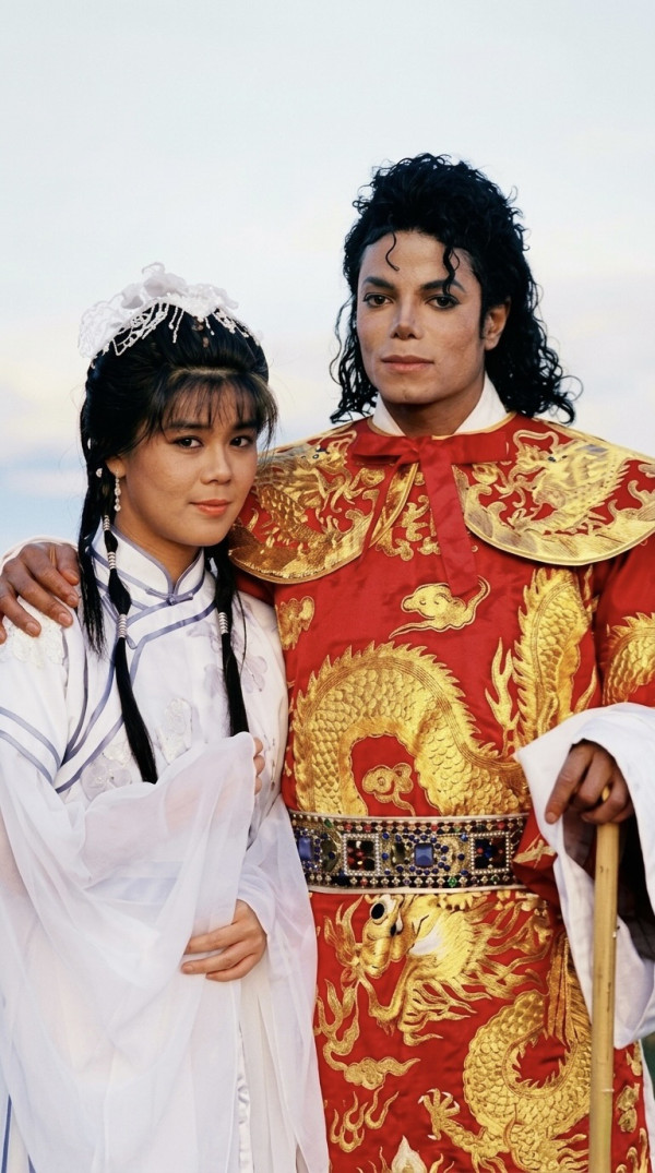 Michael Jackson曾游香港半个月？重温一代巨星访港足迹