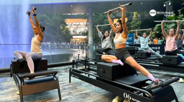 Wellness Travel｜去旅行都要Keep Fit！亞洲10大特色Pilates、瑜伽體驗推介 曼谷/峇里萌寵瑜伽、新加坡瀑布打卡 
