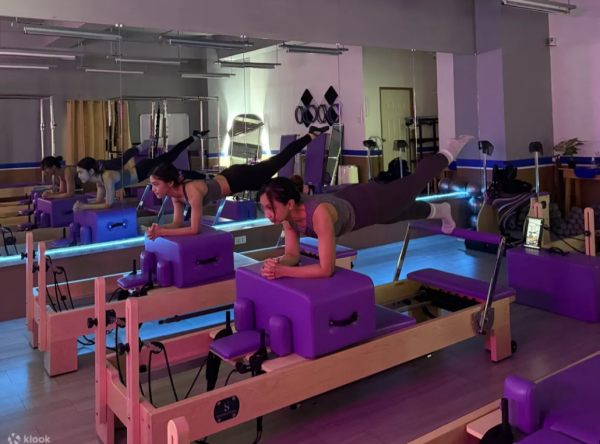 Wellness Travel｜去旅行都要Keep Fit！亞洲10大特色Pilates、瑜伽體驗推介 曼谷/峇里萌寵瑜伽、新加坡瀑布打卡 
