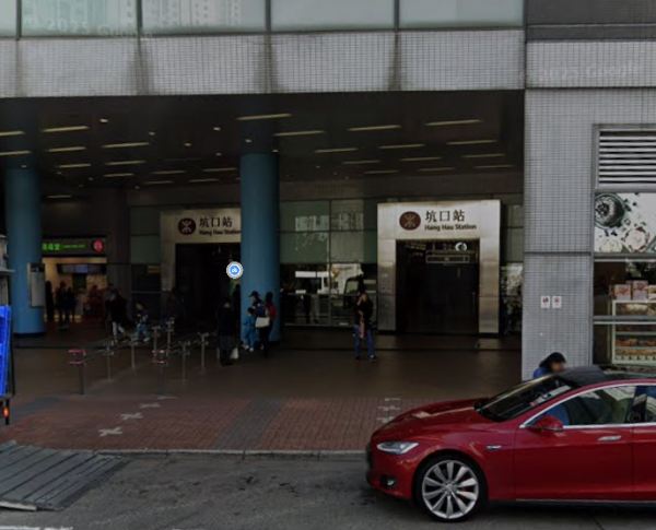 太古港鐵站2大出口近到離譜？網民估隱藏保命作用 港鐵拆解設計真相 