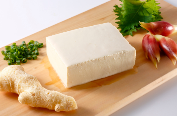 盒裝豆腐點解要浸水？日本廚師揭3大神奇用途！原來呢款豆腐煮之前要洗？同場加映5款家常豆腐食譜