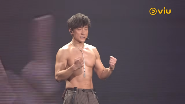 方力申演唱會2026｜尾場演出前突發意外急救 小方受傷面露痛苦：跳唔到衫都照除