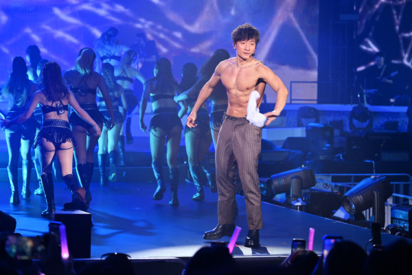 方力申演唱會2026｜嘉賓美女廚房3人世紀合體！陳慧琳驚喜報恩唱《好心好報》