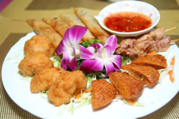 鰂魚涌美食2026︱逾10間鰂魚涌美食推介 厚切牛舌／手工意粉／醬油沾麵／麻糬泡芙／拿破崙蛋撻