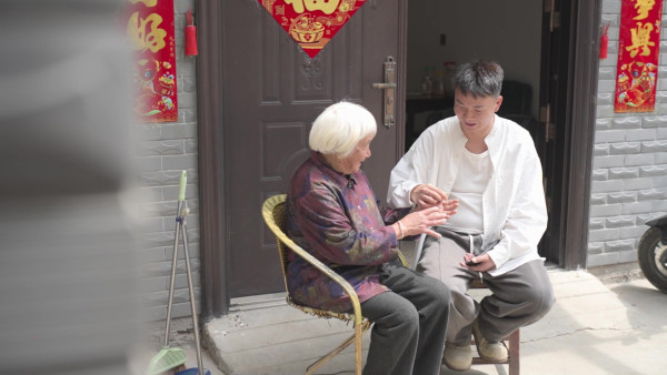 中年好聲音4｜雷小雷身世曝光！父母離異與嫲嫲相依為命 畲族語隔空告白搞喊肥媽