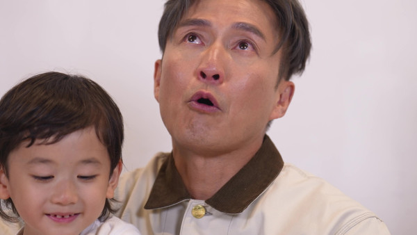 AI時代未來實習生｜陳山聰哽咽睇6歲囝囝AI成長片段勁感觸 22歲Jaco撞樣金秀賢勁靚仔