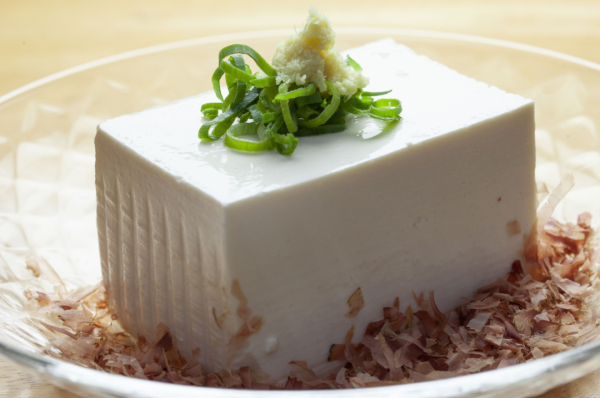 盒裝豆腐點解要浸水？日本廚師揭3大神奇用途！原來呢款豆腐煮之前要洗？同場加映5款家常豆腐食譜