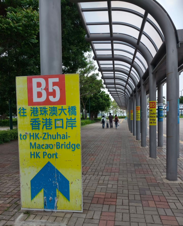 内地女游港半日败走！狠批2大死穴体验零分 网友教1招深度游反击