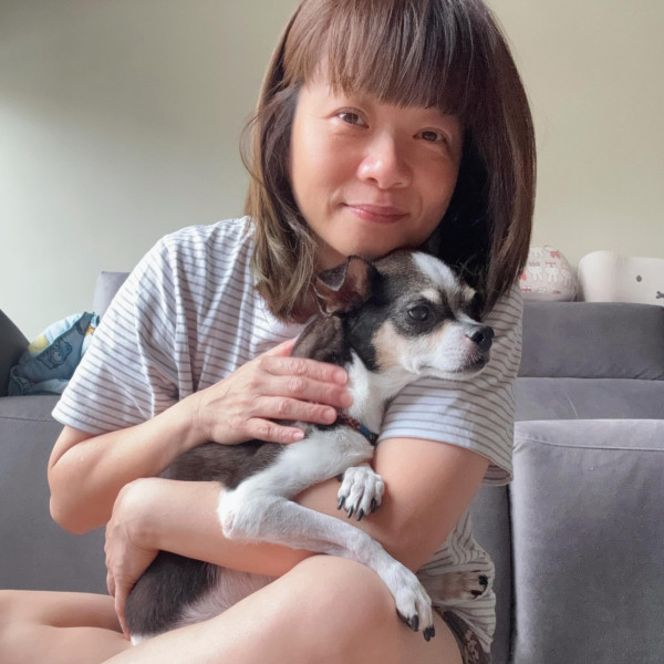 小仪老公神秘真面目激罕曝光！暖男接收工被捕获！身形高大皮肤黝黑“略输彭于晏”