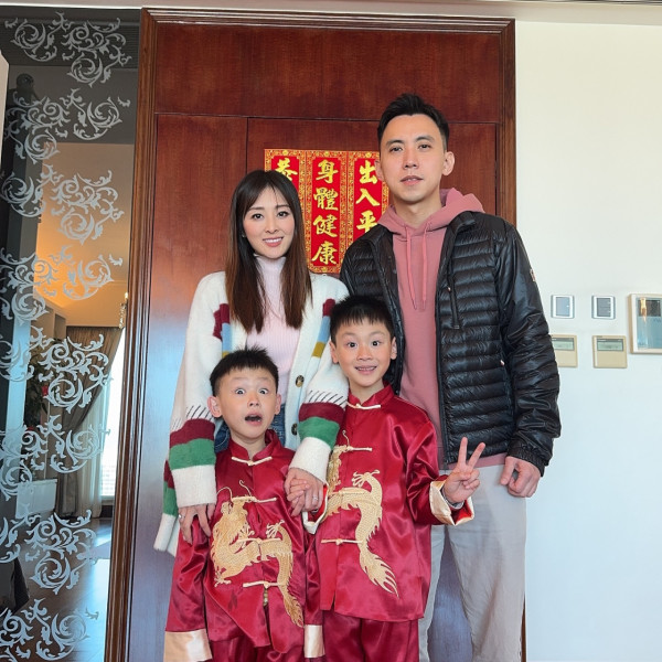  前港姐冠軍胸前性感開窿騷身材！大仔狂拉扯上衣強制封胸險錯手走光