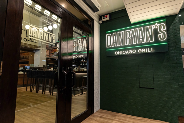 銅鑼灣美食｜美式餐廳Dan Ryan's進駐銅鑼灣！新店開幕4重優惠：送$100現金券／全單88折／週末早鳥8折