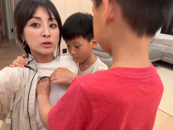  前港姐冠軍胸前性感開窿騷身材！大仔狂拉扯上衣強制封胸險錯手走光