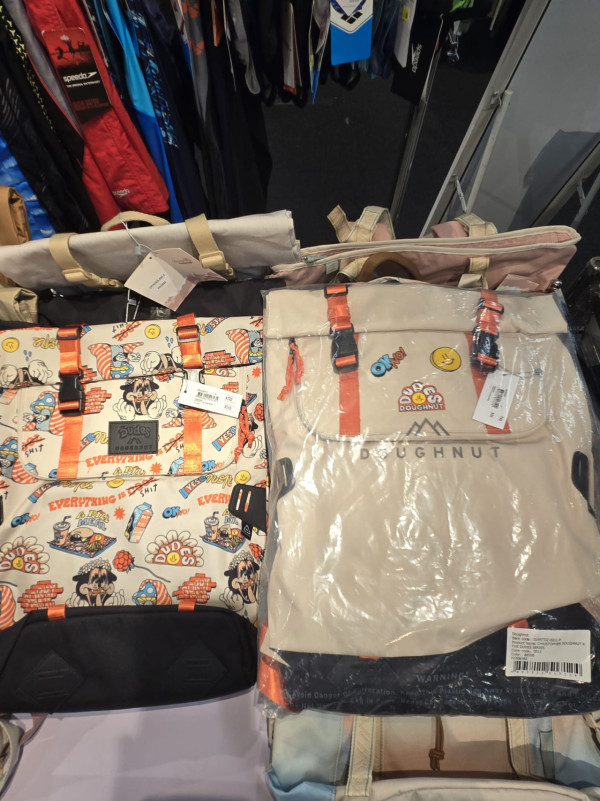 銅鑼灣時代廣場開倉低至1折！精選廚具買一送一／$169起買男女裝鞋款／人氣卡通童裝鞋低至$59