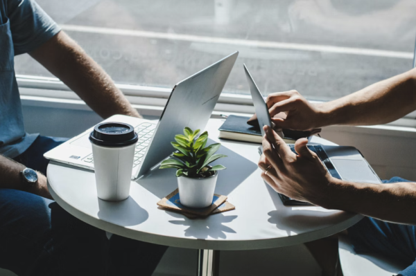 最容易被淘汰的行業|5. 依賴政府補貼的小企業。圖片來源:Unsplash