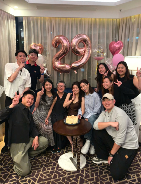 许绍雄女儿庆29岁生日一细节疑坐实婚变!IG全面清空结婚照惹无限猜想