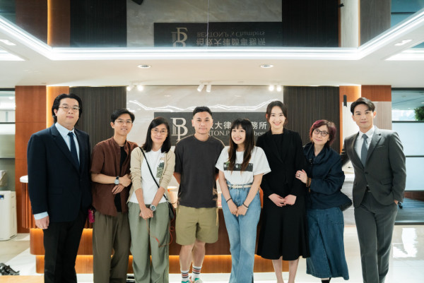 COURT!︱新晋小花叶泓欣首次拍剧演技惊艳！24岁背景大起底多才多艺IG照身材出众