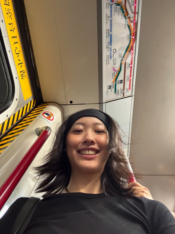 周启生撰文寸爆陈奕迅女儿歌艺“笑话”句句有骨：“会不会觉得自己好正”