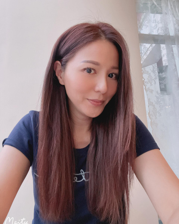 50岁滕丽名结婚13年罕谈生育计划 亲揭不生小朋友原因：只是很短暂试过