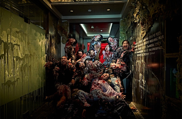 尸杀禁区上映︱香港优先场购票/场次/院线!全智贤池昌旭主演阵容强劲