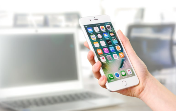 iPhone必学2大隐藏功能!键盘打这个键秒变计算器 网友崩溃叹白忙几年