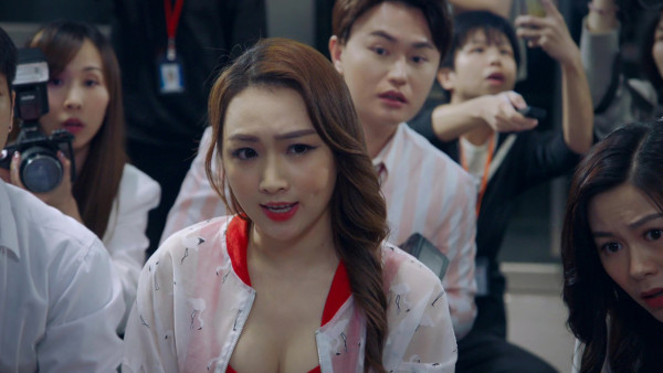 香港探秘地图︱性感主播Maymay黄子桐身份大起底!硕士学霸级女神18岁从商