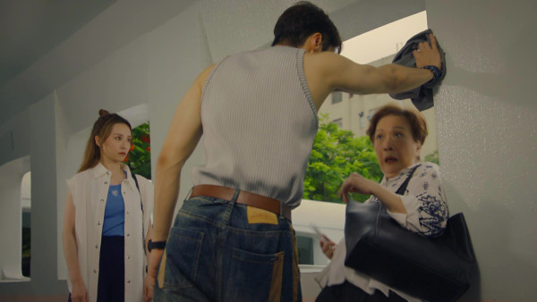 香港探秘地图︱性感主播Maymay黄子桐身份大起底!硕士学霸级女神18岁从商