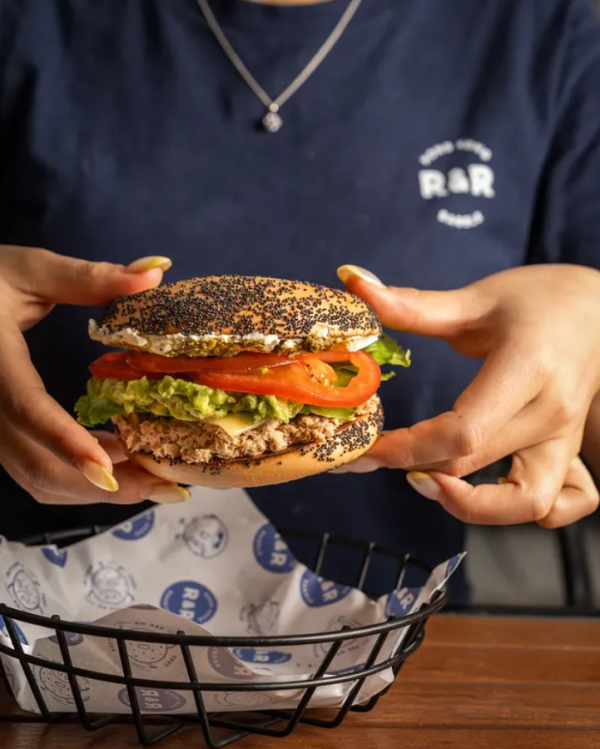 Bagel香港推薦︱精選10大必食高質Bagel店！大坑超人氣貝果天花板／爆餡開心果／低卡路里健身首選