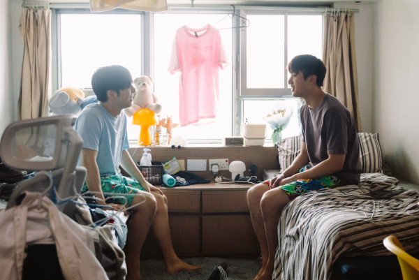Edan吕爵安、蔡俊彦合唱新歌《1206》MV面世！神还原港大宿舍难忘“第一格厕所”