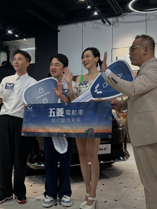 杨思琦被围攻“老鼠粄万岁”传闻！霸气反击当年因为一个人提议