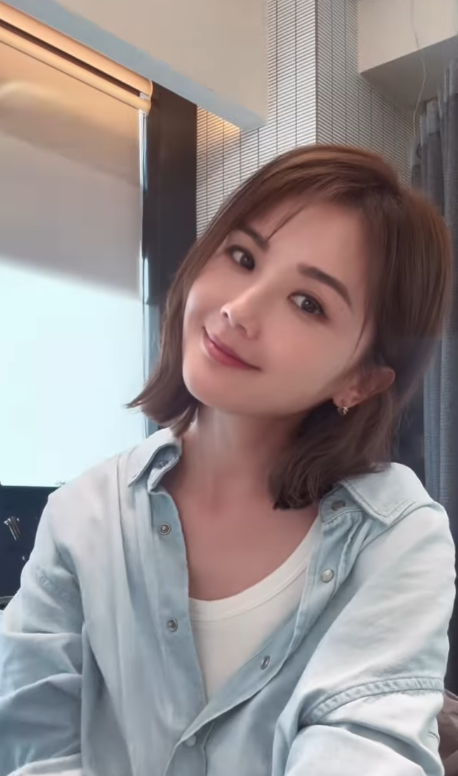 阿Sa蔡卓妍婚後一刀剪短髮引爆懷孕傳聞!老公Elvis一句放閃留言耐人尋味
