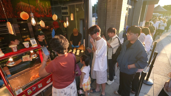 【香港之光】港產甜品師闖內地發展！7年獨賣一款菠蘿包連開5舖：睇完包你想食