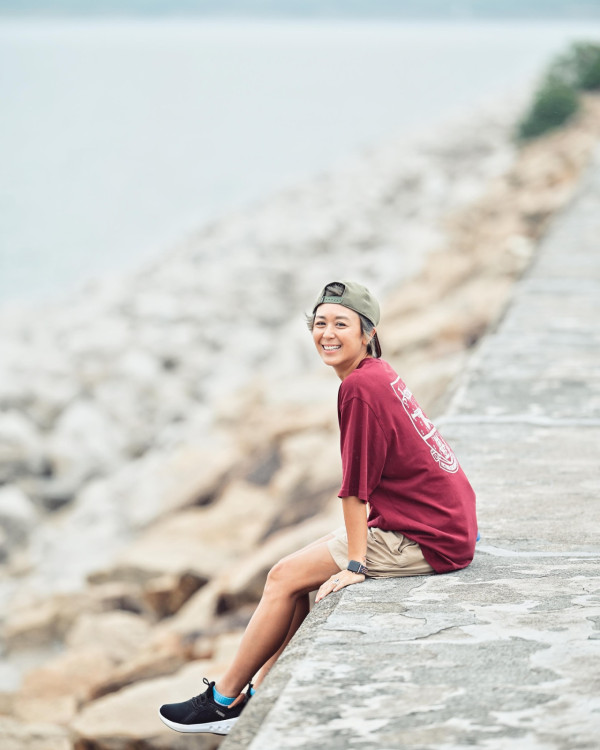 唐宁离婚9年IG惊爆公开“老婆”身份！突贴同性亲密照表白秀恩爱：一直爱你