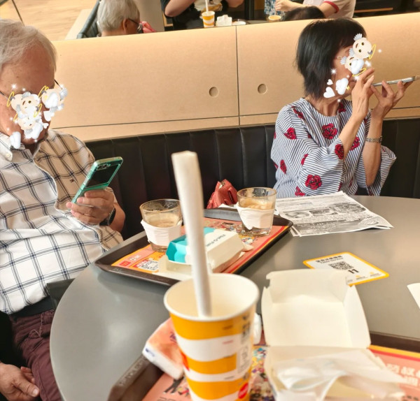 香港麥當勞成老人家俱樂部？內地客不解發問 網民含淚揭4大原因：茶記做唔到