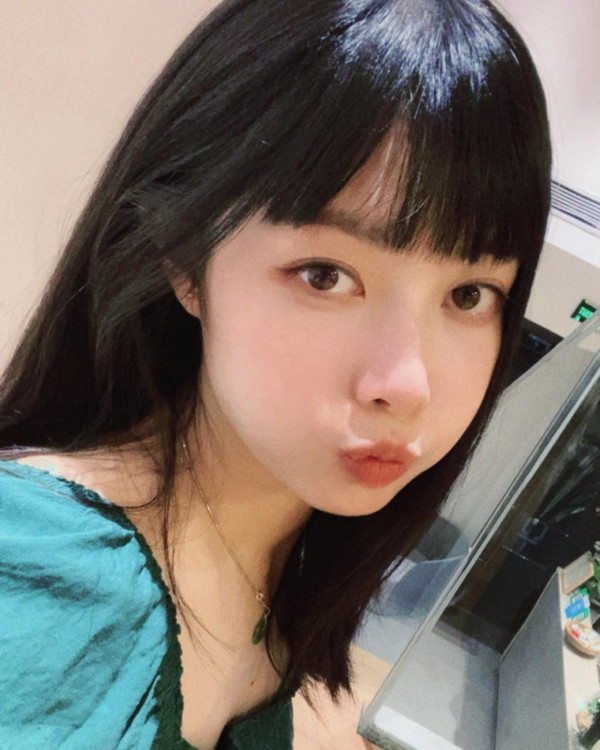 《聲夢2》清純小花首度晒比堅尼性感解放！形象180度巨變震撼網民：變咗第二個人