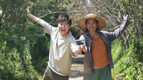 周遊人生｜周奕瑋內地原宿農場體驗原始生活！「無沖水旱廁」堆滿排泄物極震撼