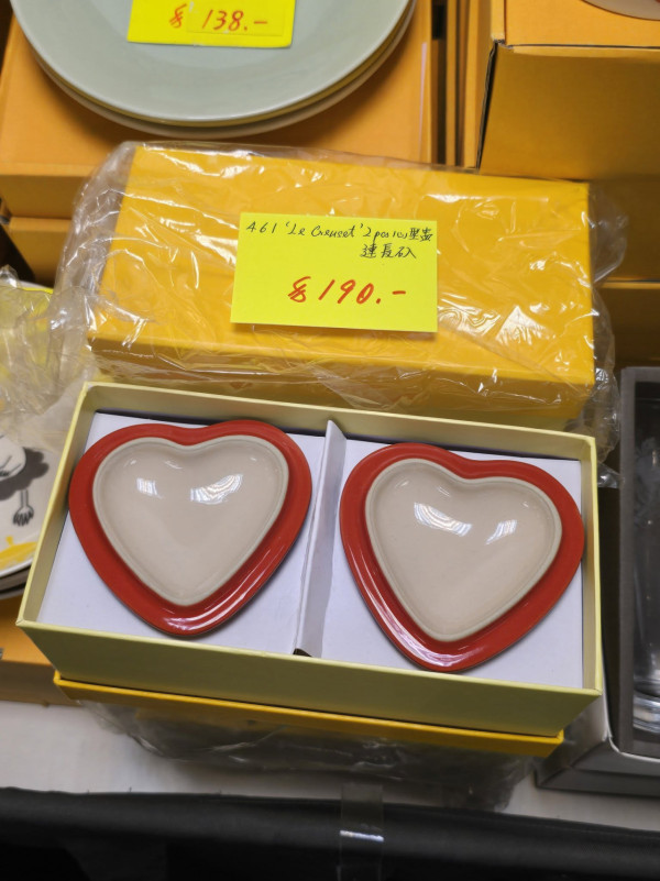 開倉優惠 | 尖沙咀海港城家品開倉低至$28！陶瓷餐具/鍋具/廚具大劈價／卡通手推車/行李箱最平$299