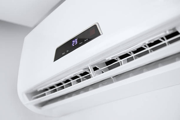 冷氣病｜夏天冷氣長開極傷身！醫生教開冷氣5要訣：省電涼爽又安全