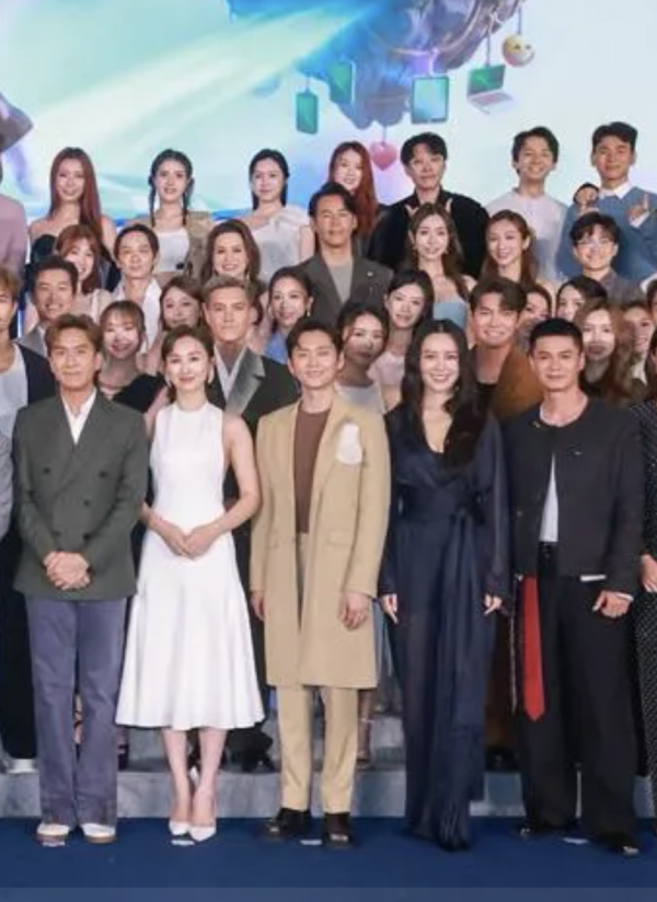 TVB節目巡禮｜小生花旦排位大合照掀暗湧！昔日寵兒由C位流放邊疆企最後一排