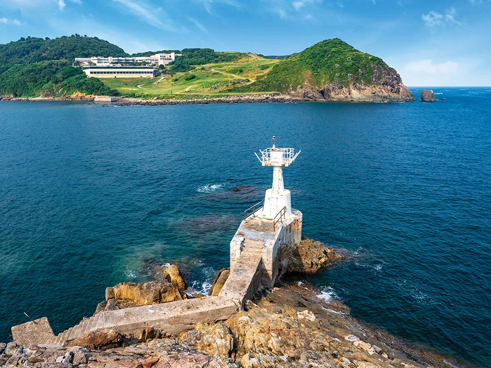 香港大自然美景︱5大世界级地质奇观 赤洲粉色沙滩/东龙洲白崖/东平洲豆腐岩(附包船交通攻略)