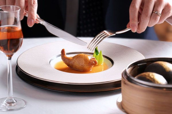 父親節餐廳優惠2026｜20大慶祝必食自助餐/星級中菜合集 半價食和牛海鮮/維港海景西餐/送特級香檳