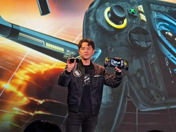 Computex 2026｜ROG 20 周年限定 Xbox Ally X20 套裝登場 配 AR 眼鏡秒變 171 吋電影院！同場推出 ROG SCAR 18 (2026) 刷新筆電性能上限