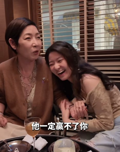 黎芷珊意外踢爆許紹雄女兒真實婚姻狀況？8字洩密誤揭回復單身疑坐實婚變