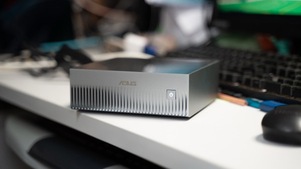 保良局馮晴紀念小學自研校本AI平台 引入ASUS Ascent GX10書本大小 AI 超級電腦保學生私隱兼慳錢