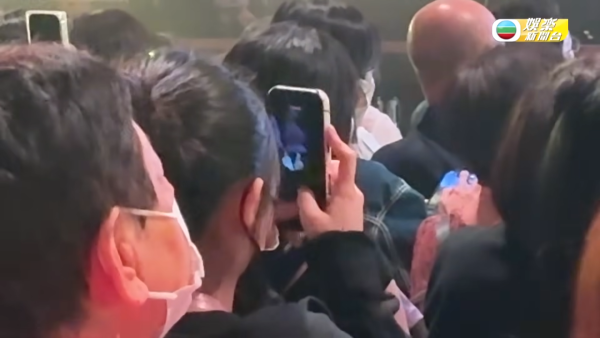 劉德華14歲愛女激罕露面似足媽咪朱麗蒨！天王千金現身一舉動盡顯頂級家教