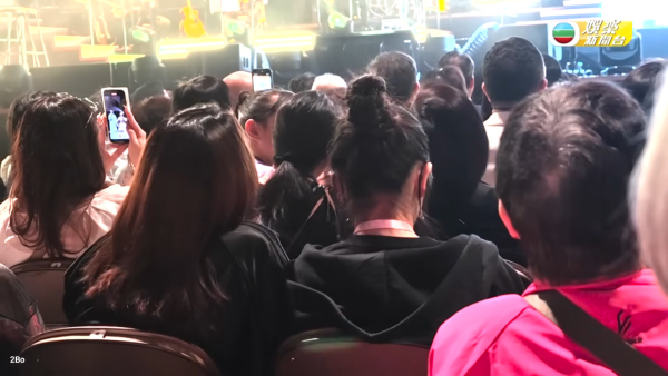 劉德華14歲愛女激罕露面似足媽咪朱麗蒨！天王千金現身一舉動盡顯頂級家教